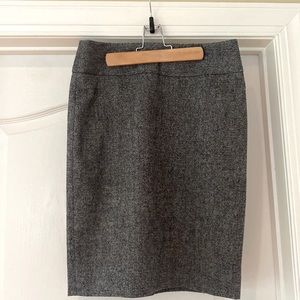 Banana Republic High- waisted, Gray Pencil Skirt with Full- length Zipper